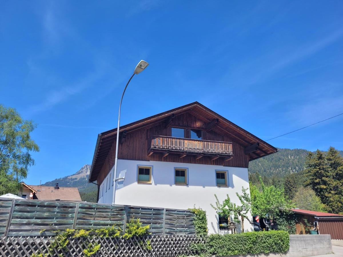 Ferienwohnung Schatz Breitenwang Exterior photo